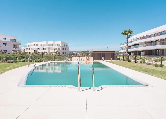 12 La Sabina Pool View Apartment Estepona